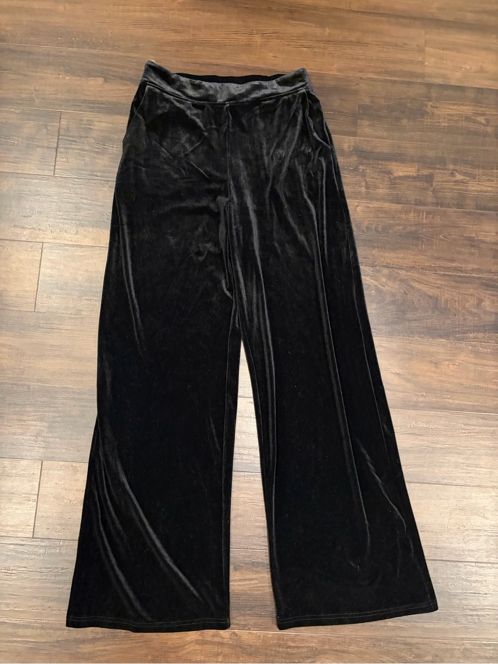 Sugar Lips Black Velvet Wide Leg Pull-On Pants Medium NWT